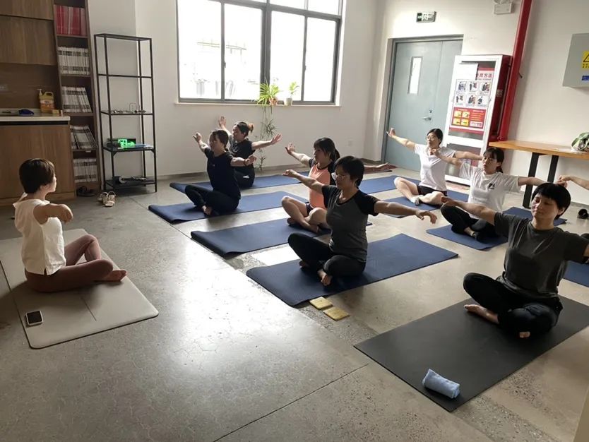 夏日炎炎， 中泰“瑜”你攜手同行